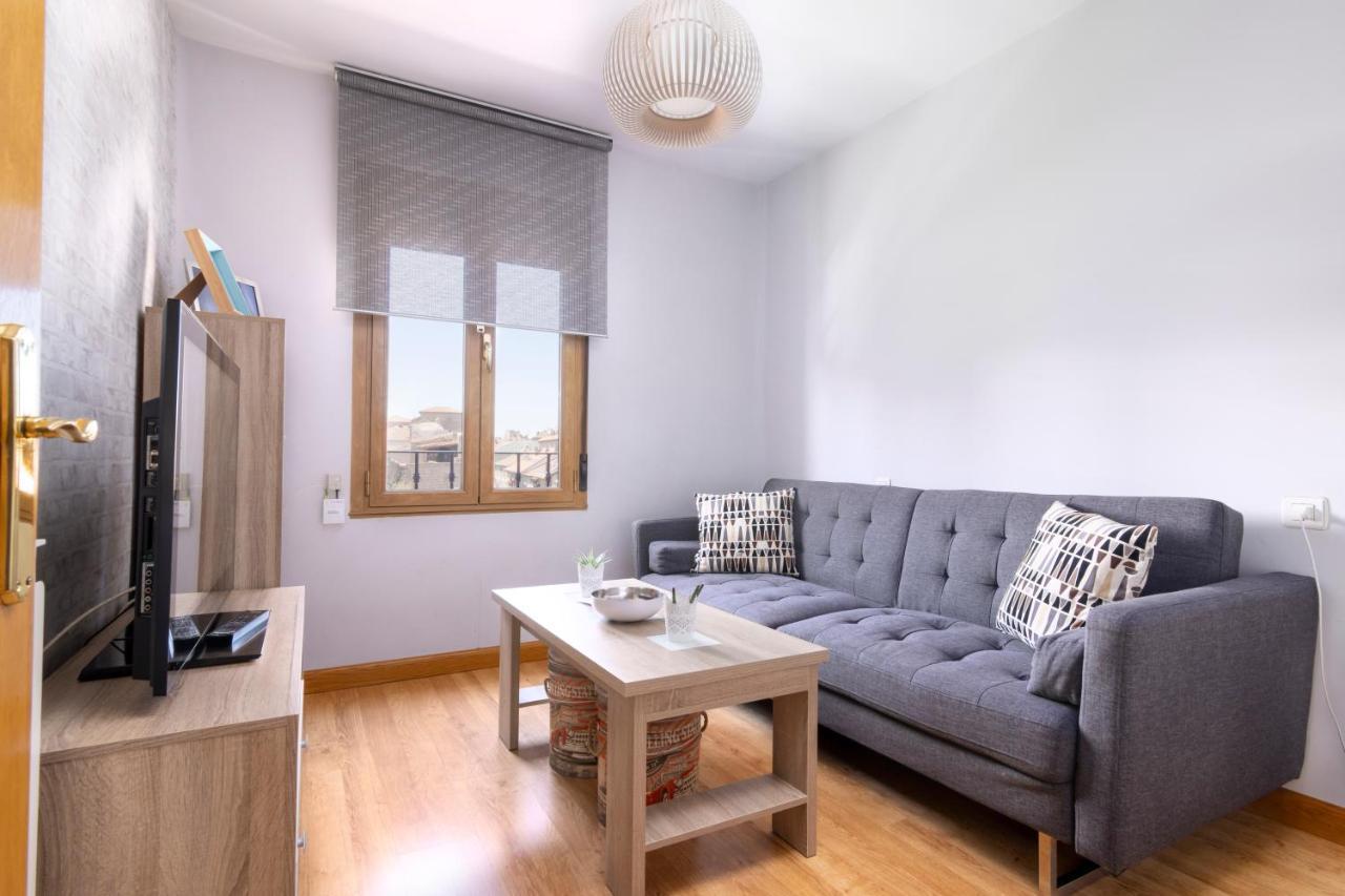 Apartamento La Muralla - Leonapartamentos Экстерьер фото